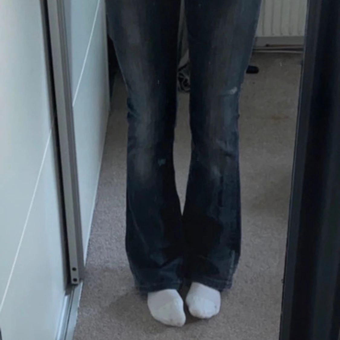 Mörkblå bootcut jeans från Fernarina - 90