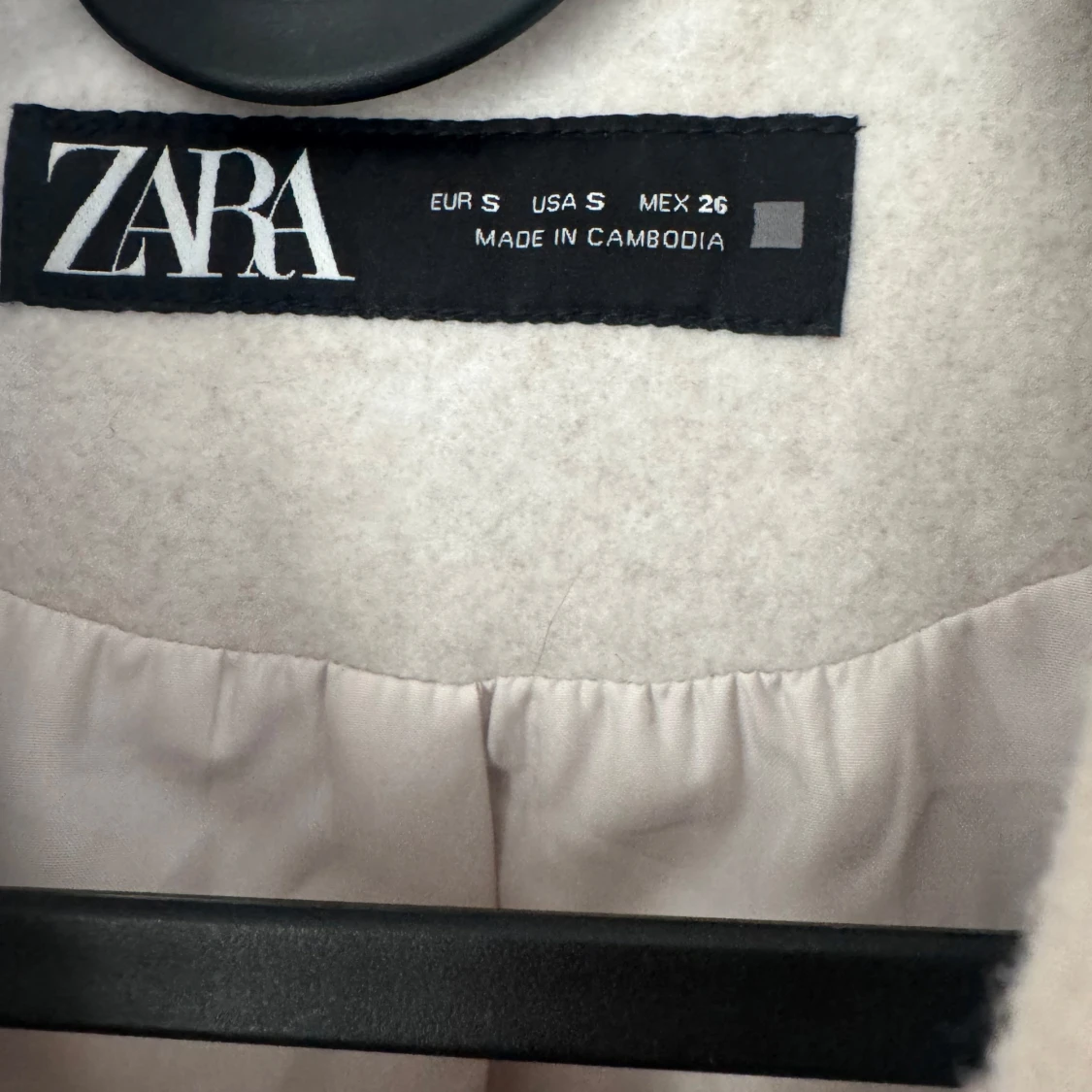 Beige jacka från Zara - 91