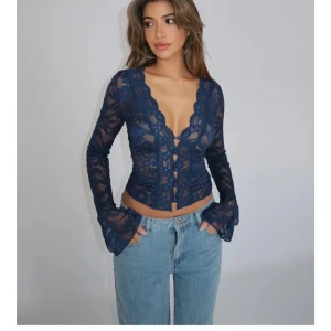 Spetstopp från venderbys  - Spetstopp från venderbys aldrig använd med prislappar kvar då den var för liten för mig. 