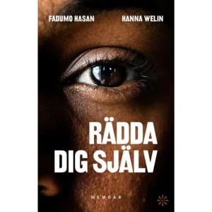 Rädda dig själv (inbunden) - Det är en fängslande, levande och detaljrik berättelse. - BTJ, som ger Rädda dig själv 4 av 5 i betyg  Så fort hon hör skotten och de andra elevernas skrik förstår hon. De har kommit till skolan för att hämta henne. Fadumo Hasan lever ett rikt och självständigt liv med sin familj i en villa i Mogadishu. Men hon är för frispråkig. Nu ska hon tystas av islamisterna i al-Shabaab. Med en blödande skottskada i benet flyr hon för sitt liv. Ensam, 13 år gammal. Snart befinner hon sig i Sahara, utan någon annan än sig själv. Hon har ingen aning om att fasorna och den långa resan bara har börjat. Rädda dig själv är den unika berättelsen om Fadumos flykt, som till slut ska föra henne från Somalia till Sverige. Det är också en historia om en obändig vilja att överleva och vara fri. Fadumo skulle tystas. Nu är hon redo att berätta.     Format Inbunden   Omfång 119 sidor   Språk Svenska   Förlag Volante   Utgivningsdatum 2023-10-19   Medverkande Hanna Welin   ISBN 9789179653118  