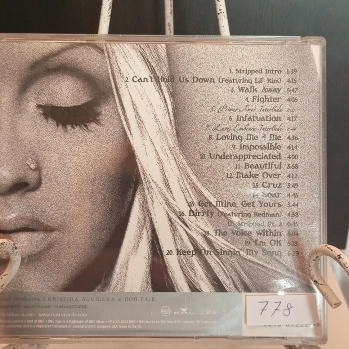 Christina Aguilera  - 90