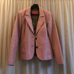 Läderjacka  - Rosa läderjacka 