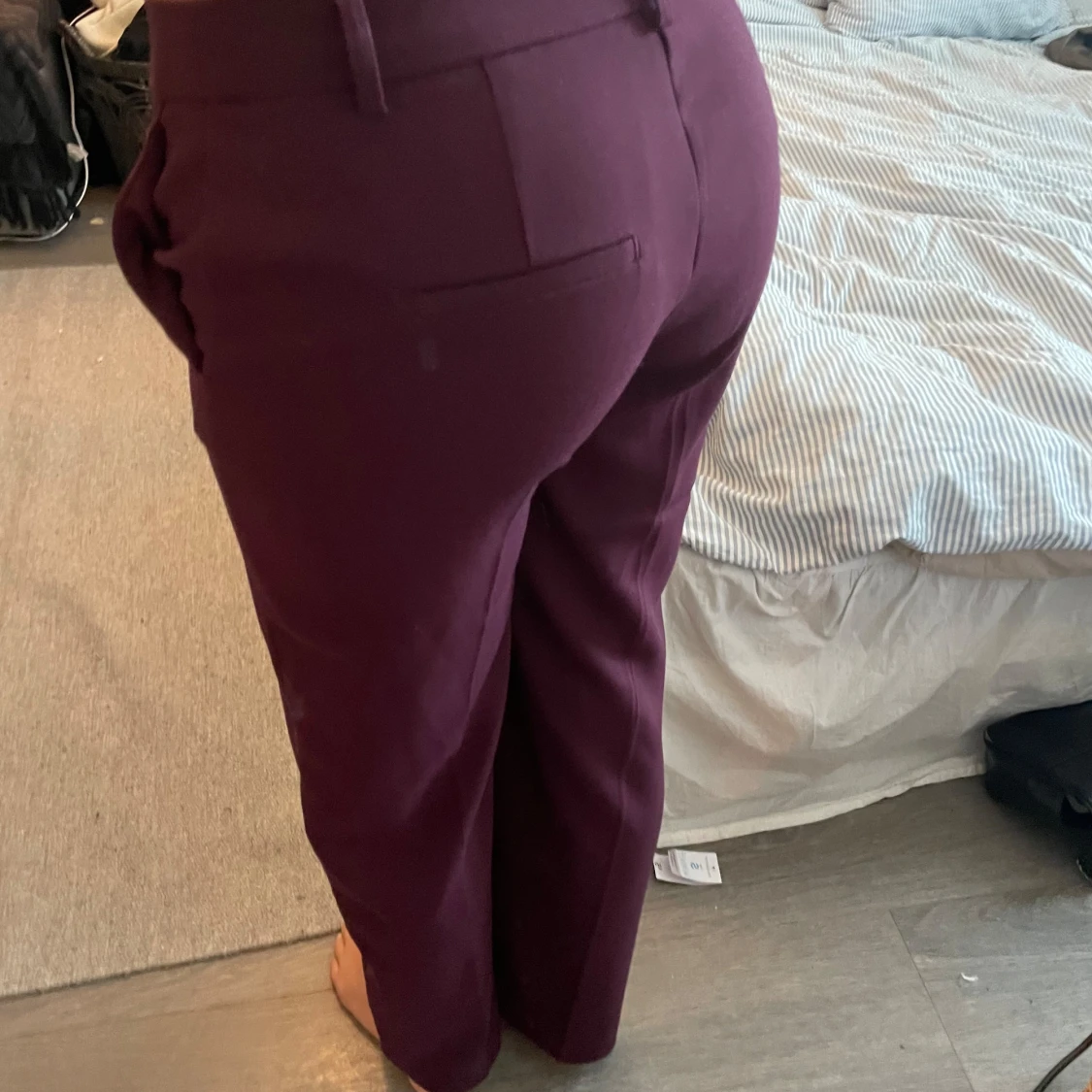 Vinröda kostymbyxor 🔥🌸 - 90