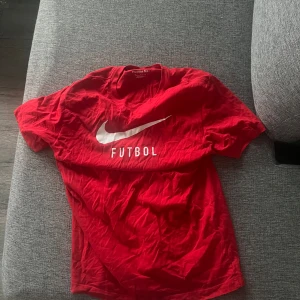 T-shirt Nike  - Nike tröja 
