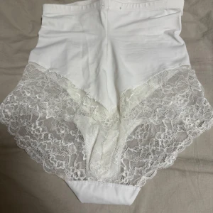 Slimmande trosor  - Slimmande trosor från Lindex