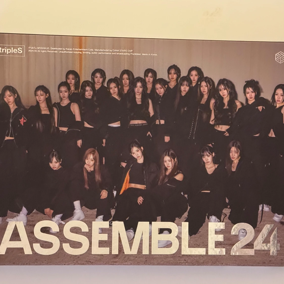 tripleS - ASSEMBLE 24 Kpop album 