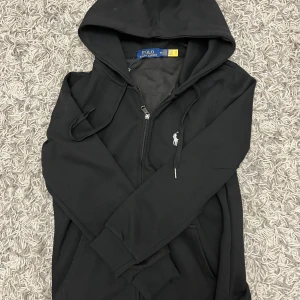 Burberry jacka och ralph lauren kofta - Båda för 3000kr