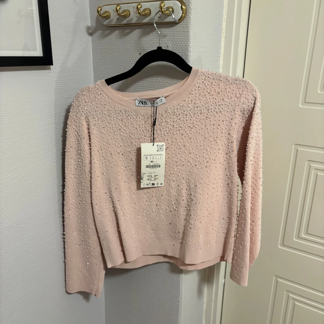 Rosa tröja med pärlor från Zara - 2