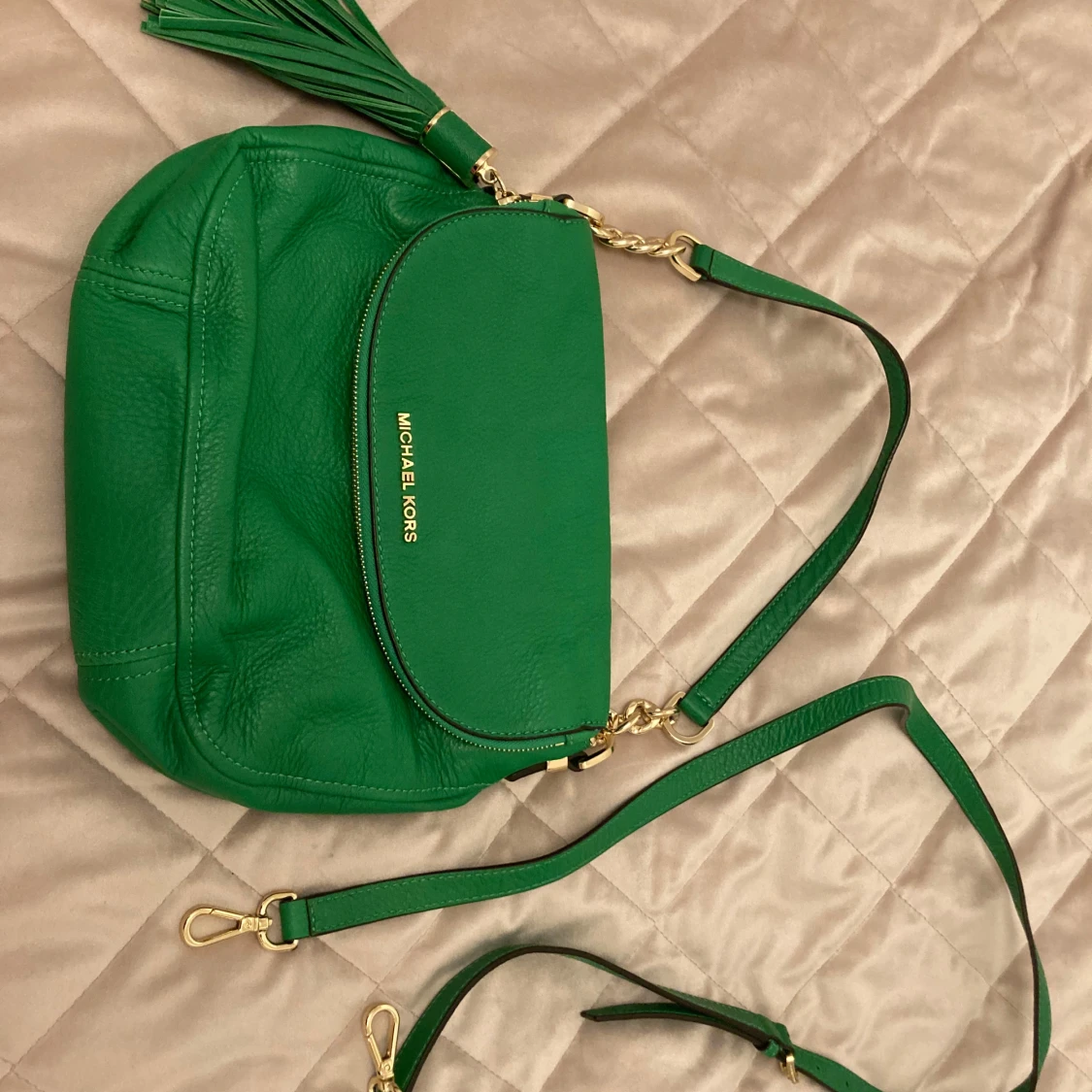 Grön axelväska från Michael Kors - 4