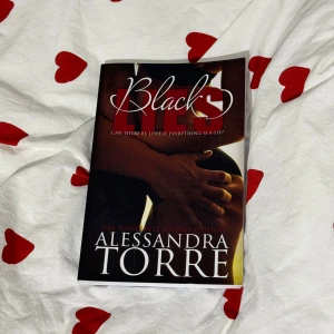 Black Lies - Dark romance med galen plot twist. Nyskick