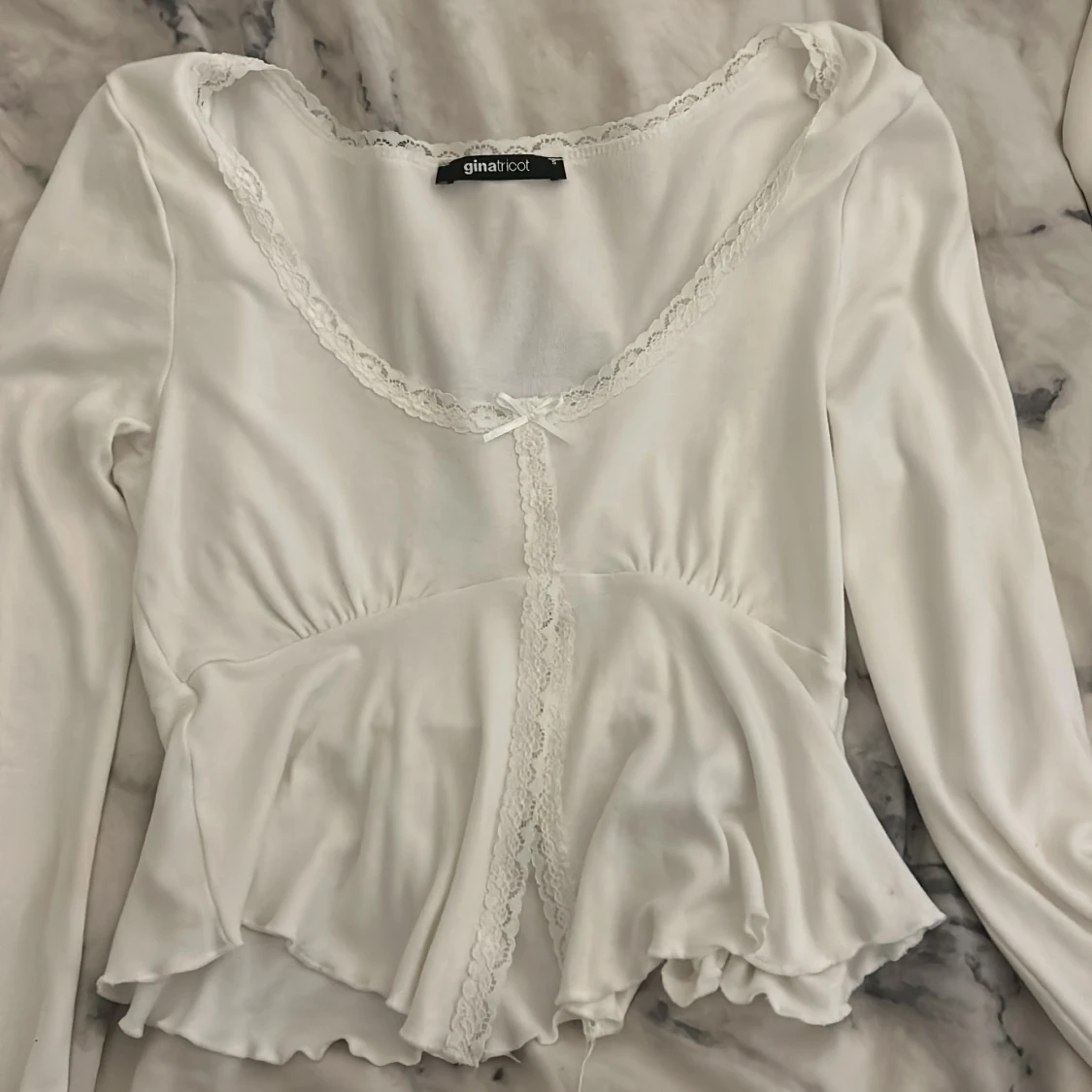 Vit långärmad topp 