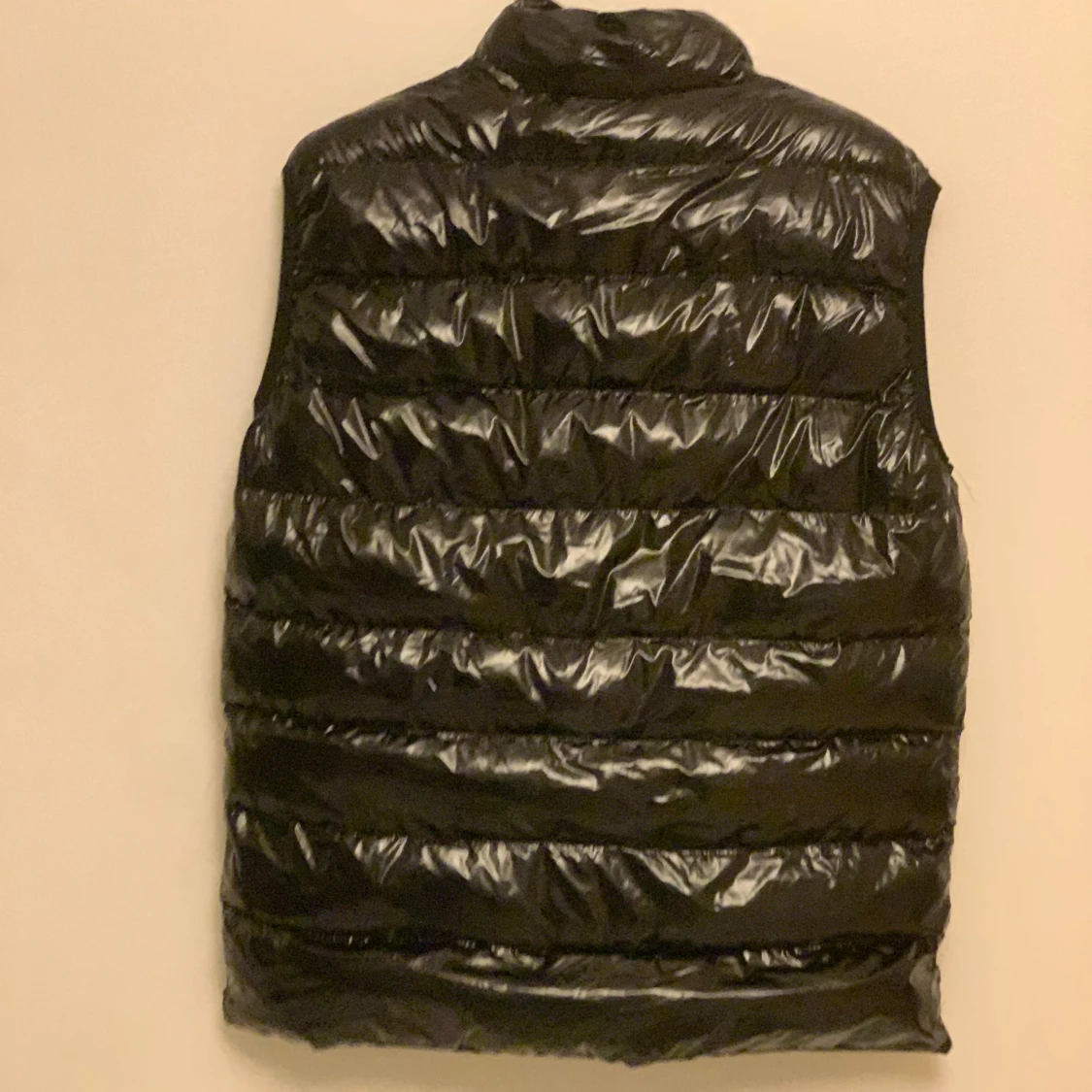 Svart dunväst från Moncler - 1