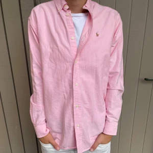 Ralph lauren skjorta  - Rikigt fet raffe skjorta i ny skick!  Stl S 🤩🤩🤩