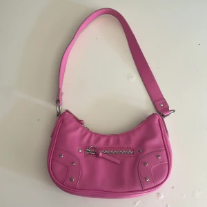 Rosa handväska💞 - Jättefin handväska. Använd men bra Skick💕