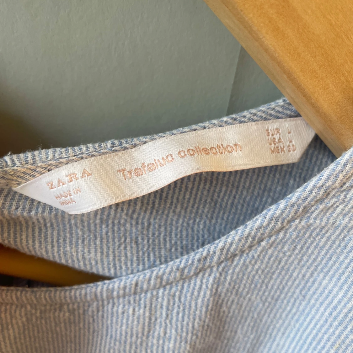 Fin zara tröja - 90