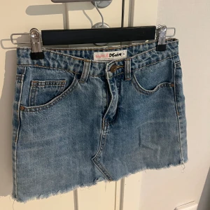 mini kjol  - jättefin minikjolen som jag köpte i Australien i januari! 💞 