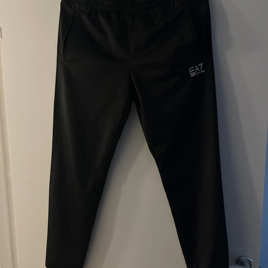 Äkta EA7 byxa