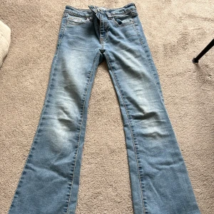 Bootcut jeans - Bootcut jeans från Cubus bra skick storlek 140.