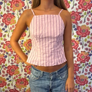 Topp - Säljer denna super fina topp😇