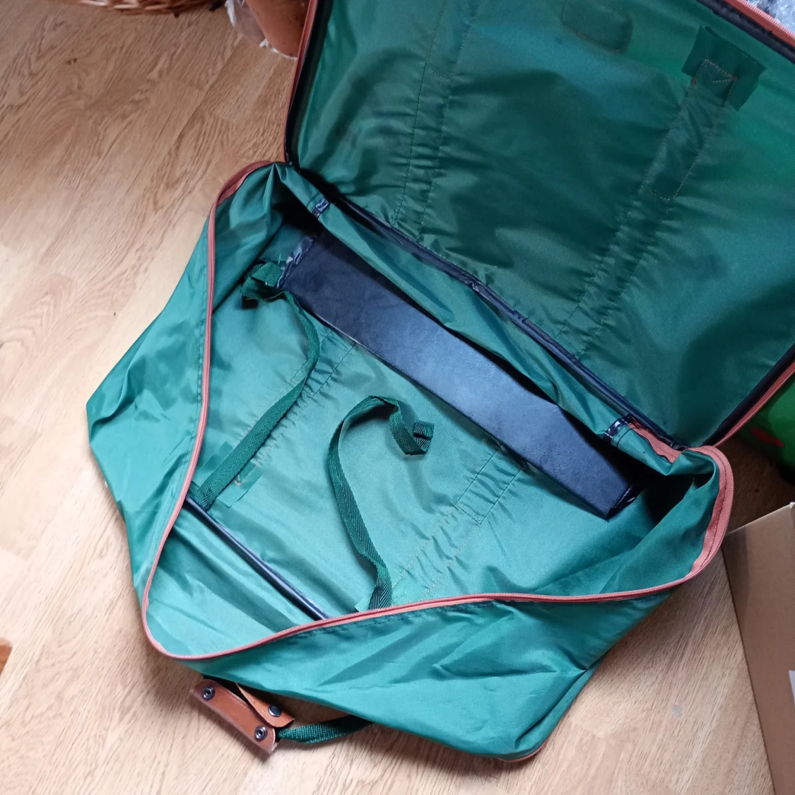 Set reseväskor grön textil - 4