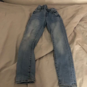 Jeans - Toppen jeans i bra skick 👖