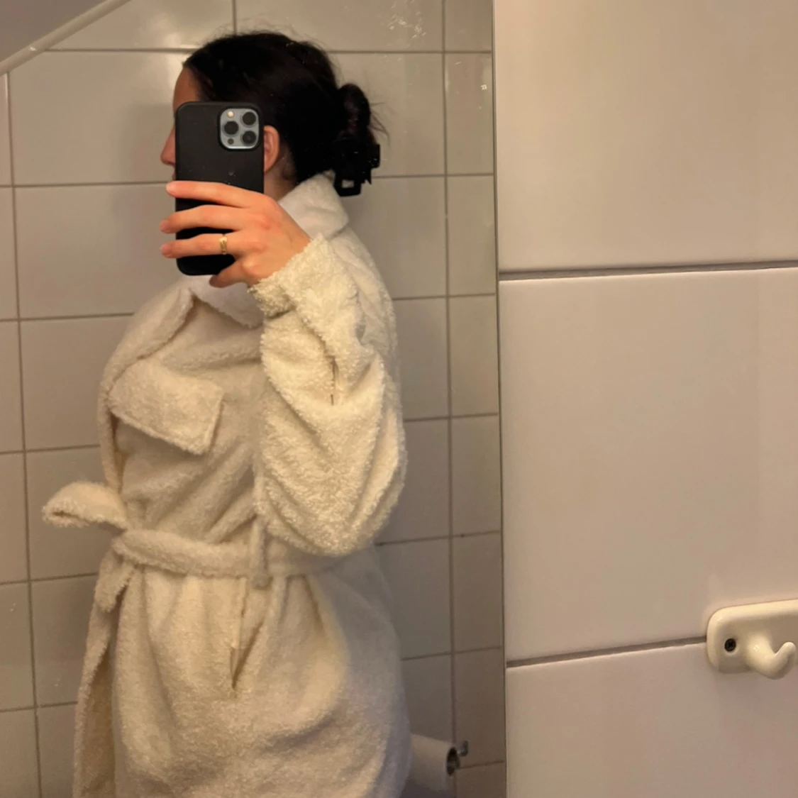 NA-KD vit ull kappa  - 90