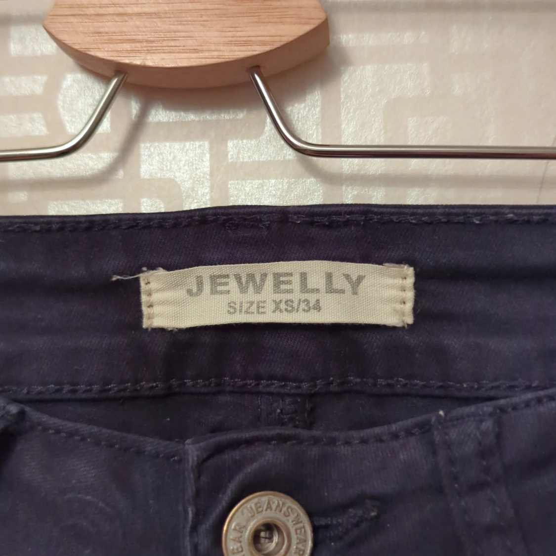 Svarta byxor från Jewelly - 91