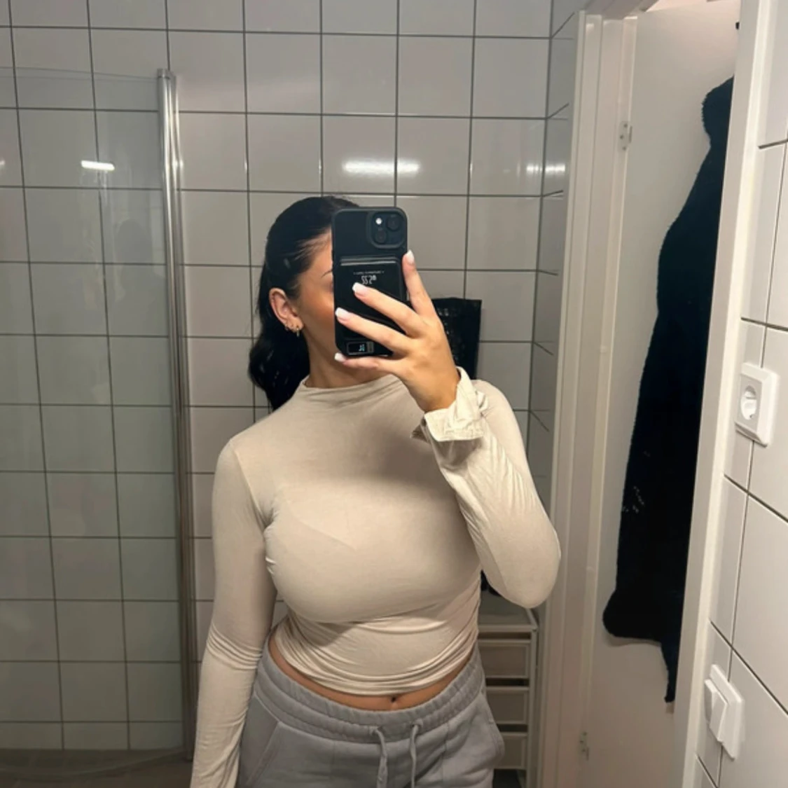 Långärmad soft touch topp/tröja från Ginatricot