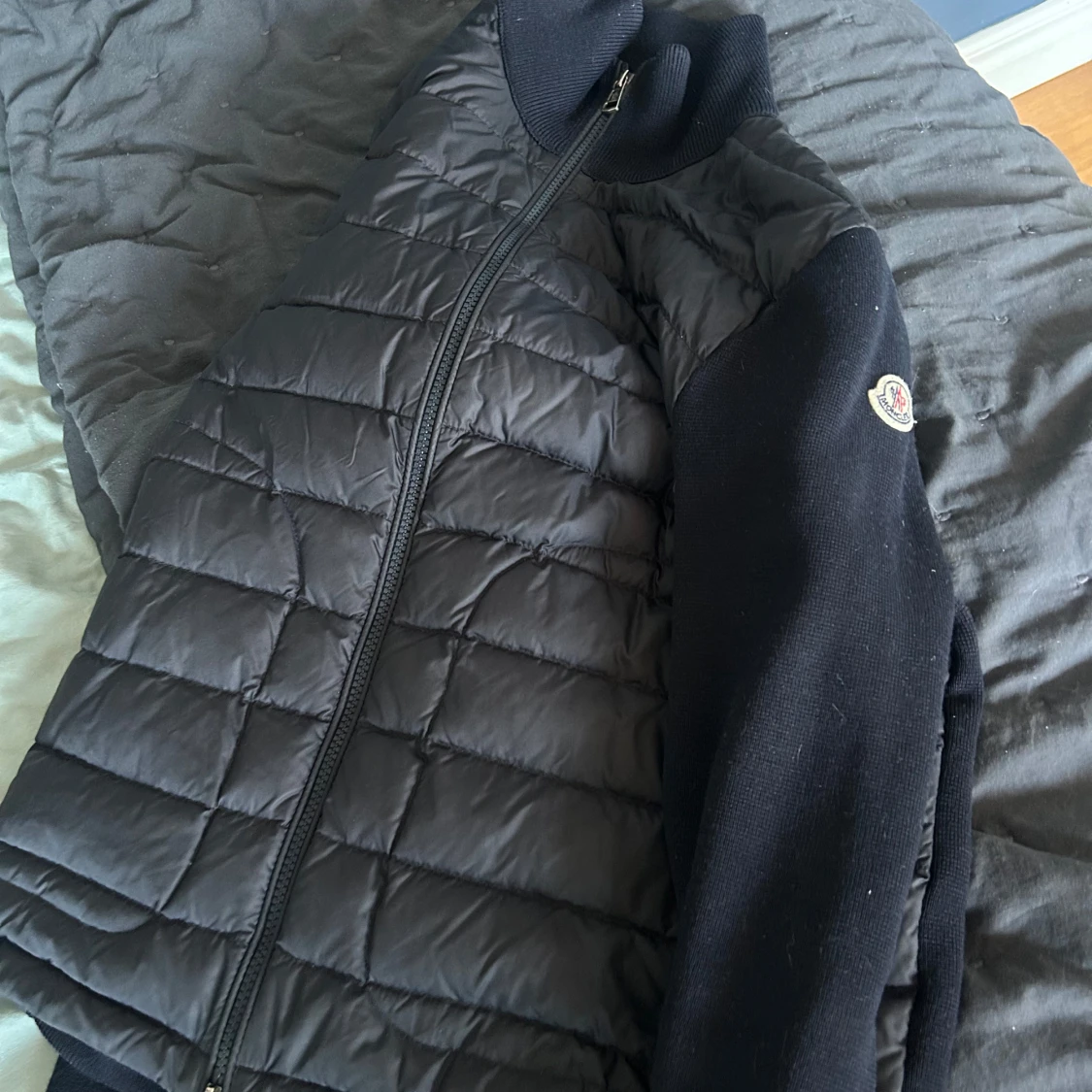 Svart jacka från Moncler - 1