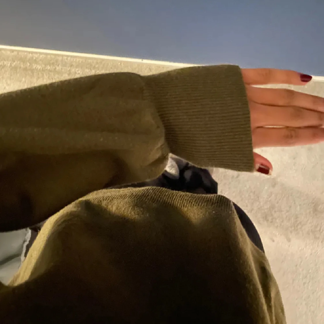 Tröja med detaljer - 2