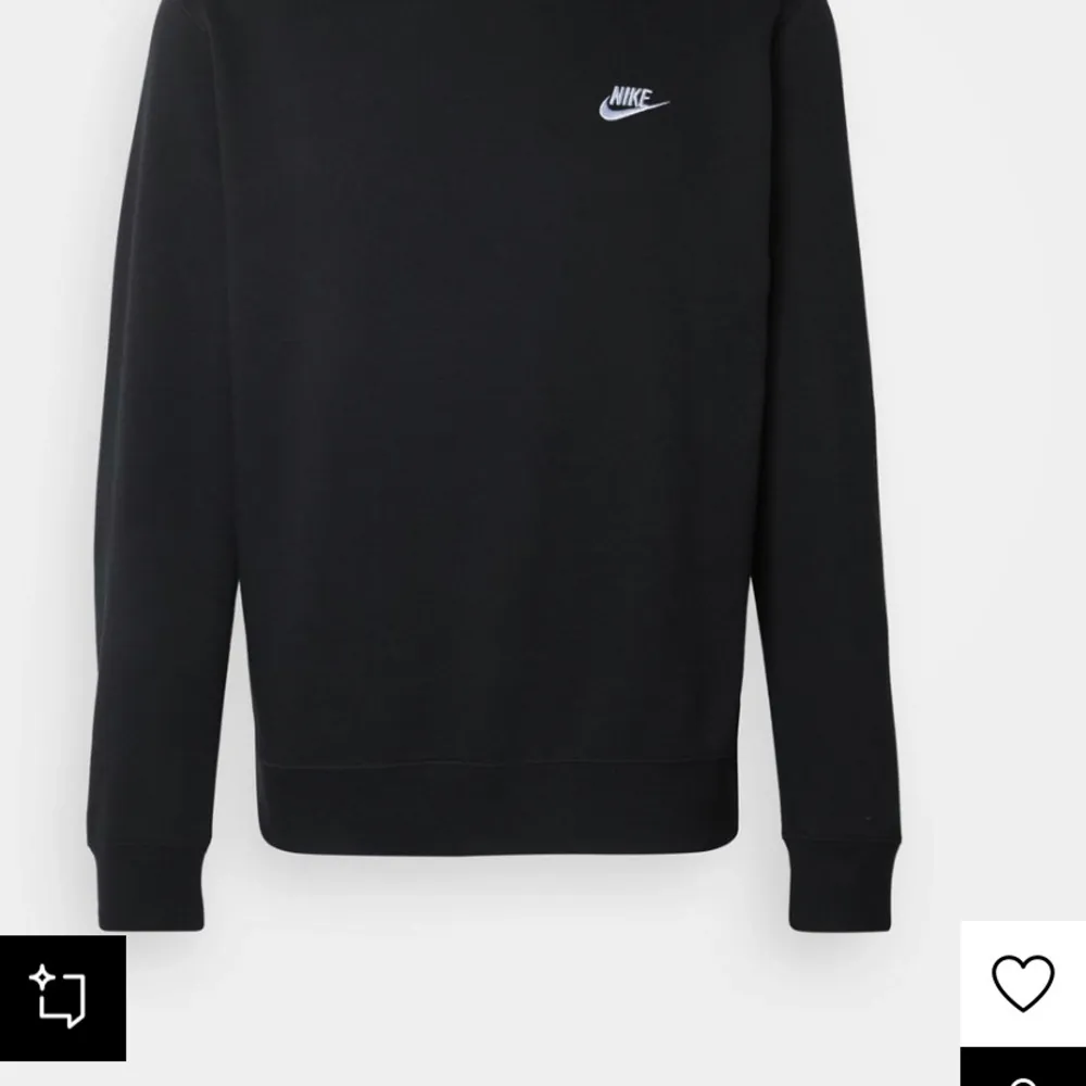 Säljer en svart sweatshirt från Nike! . Neuletakit & Villapaidat.