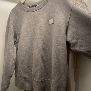 Acne tröja - Tröja från acne, säljer då de inte är min stil 