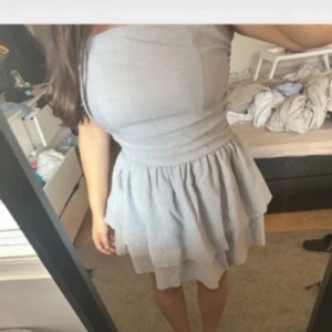 Tubklänning - så söt klänning i en ljusblå färg från cider