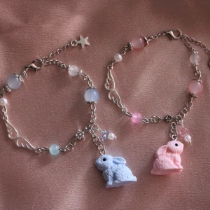 matchande armband - två på köpet!