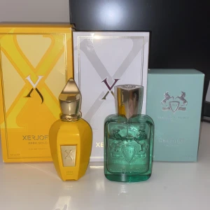 Xerjoff erba gold + Parfums de marly greenley greenl - Säljer nu två riktigt fina dofter. Xerjoff: 42/50ml och PDM: 56/75ml Båda är tillsammans värd ca 3250kr i ml-pris.  men jag släpper dom för 2800kr vid snabb affär. Fråga görna om ni har några funderingar👍🏾 byten kan vara intressanta men säljer helst🙏🏽