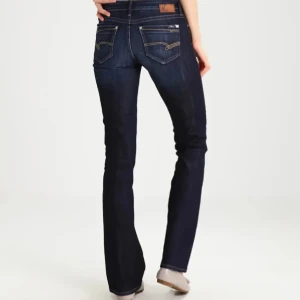 Mavi jeans💘 - Jättesnygga och populära. De är uppsydda💖