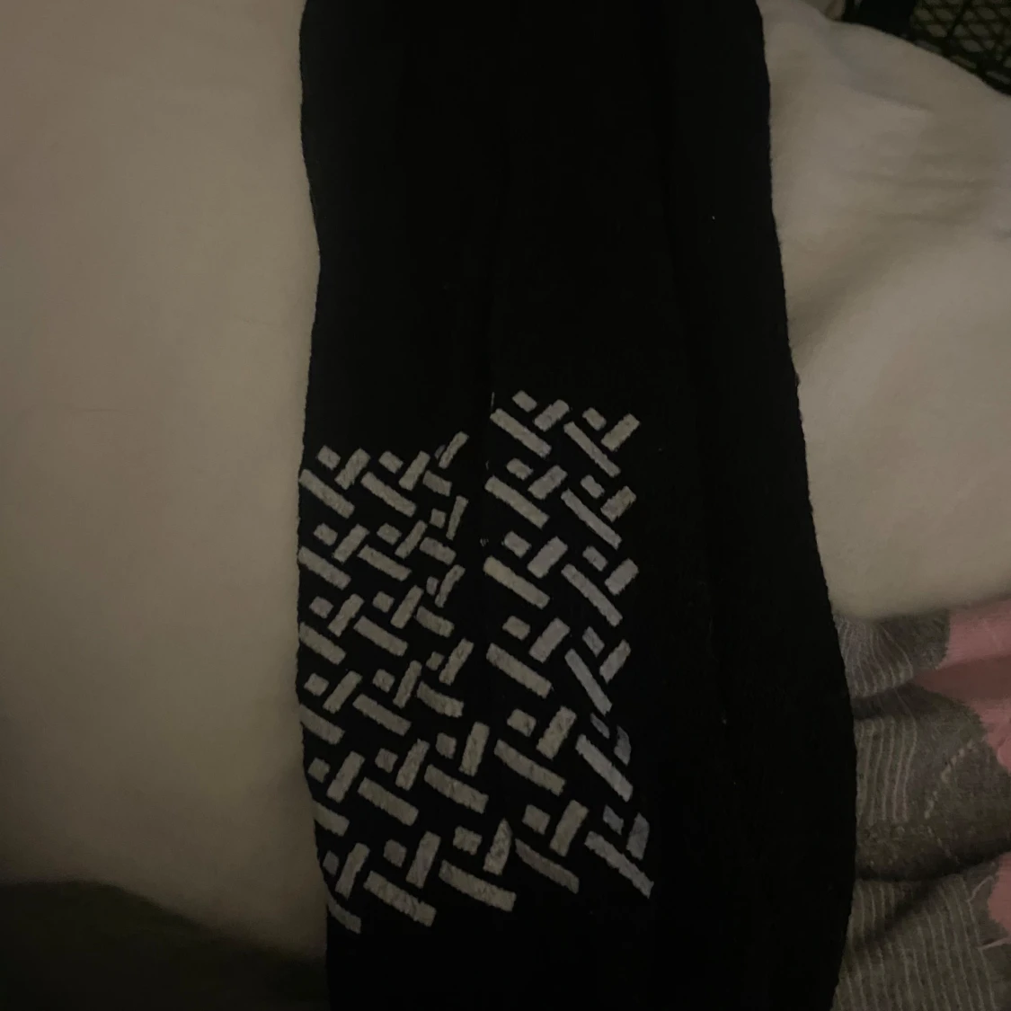 Två par strumpor med mönster - 90