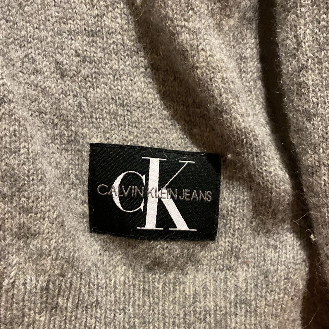 Stickad Calvin Klein tröja! - 92