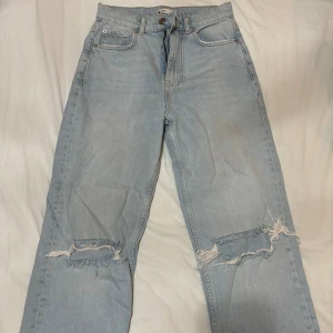 Jeans - Högmidjande byxor Knappast använda 