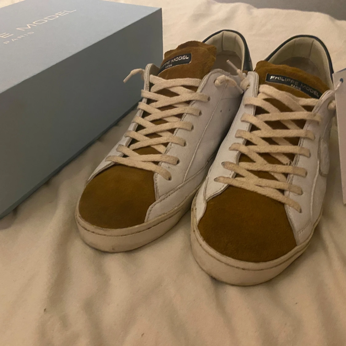 Philippe Model  - 90