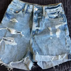 H&m shorts 