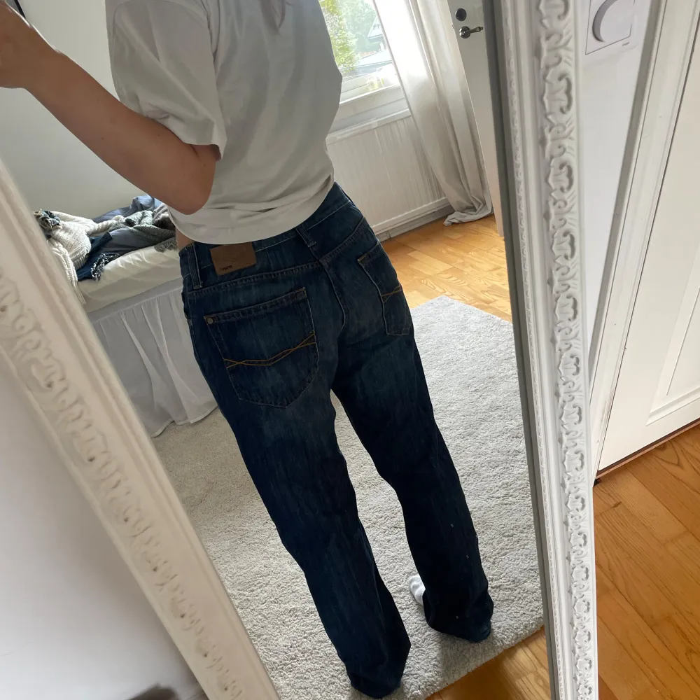 Lågmidjade baggy jeans! Bra skick!. Jeans & Byxor.