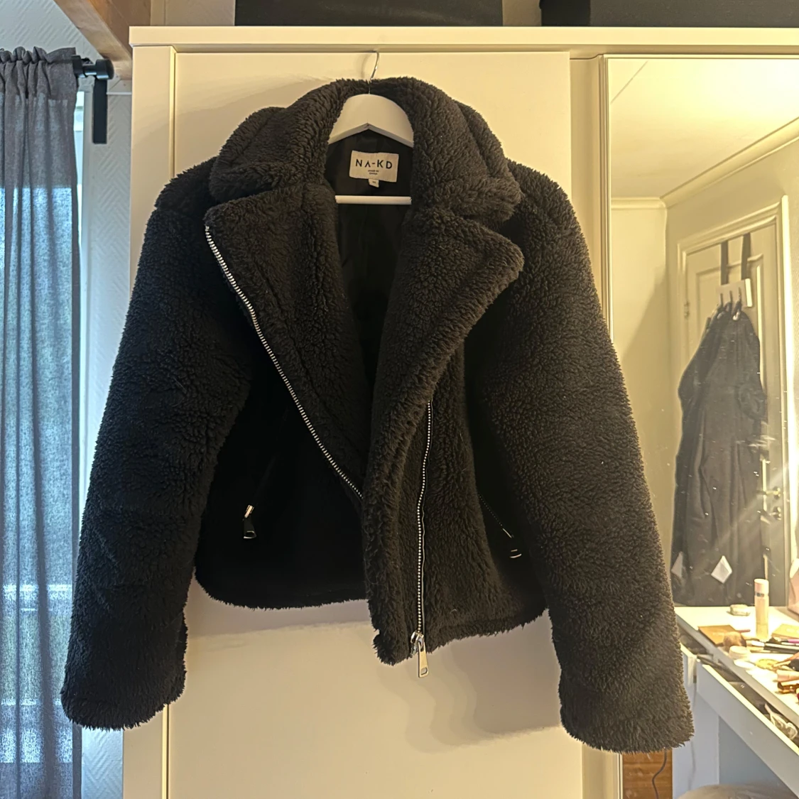 Svart teddyjacka - 91