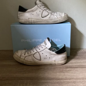 Philippe Modell - Ett par feta Philippe Modell skor för endast 1699!