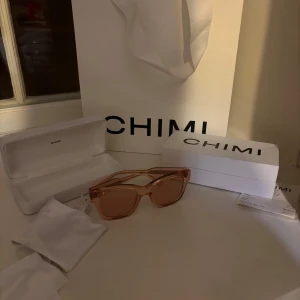 Chimi 07 2m pink - Säljer mina rosa chimis som jag köpte för 2 år sen då jag bara har använt dom 1 gång❤️ pris kan självklarts diskuteras och alla tillbehör finns med❤️ orginalpris 1200kr