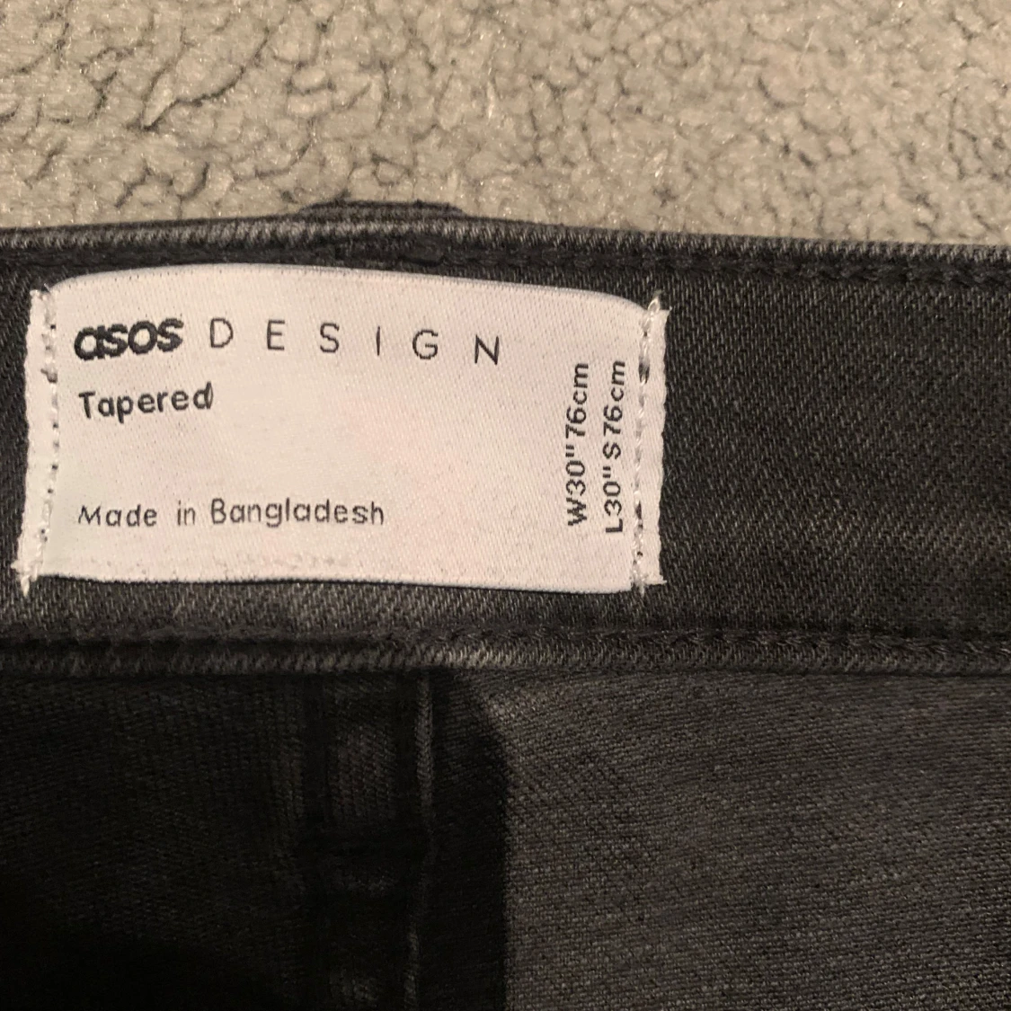 Svarta tapered jeans från ASOS - 2