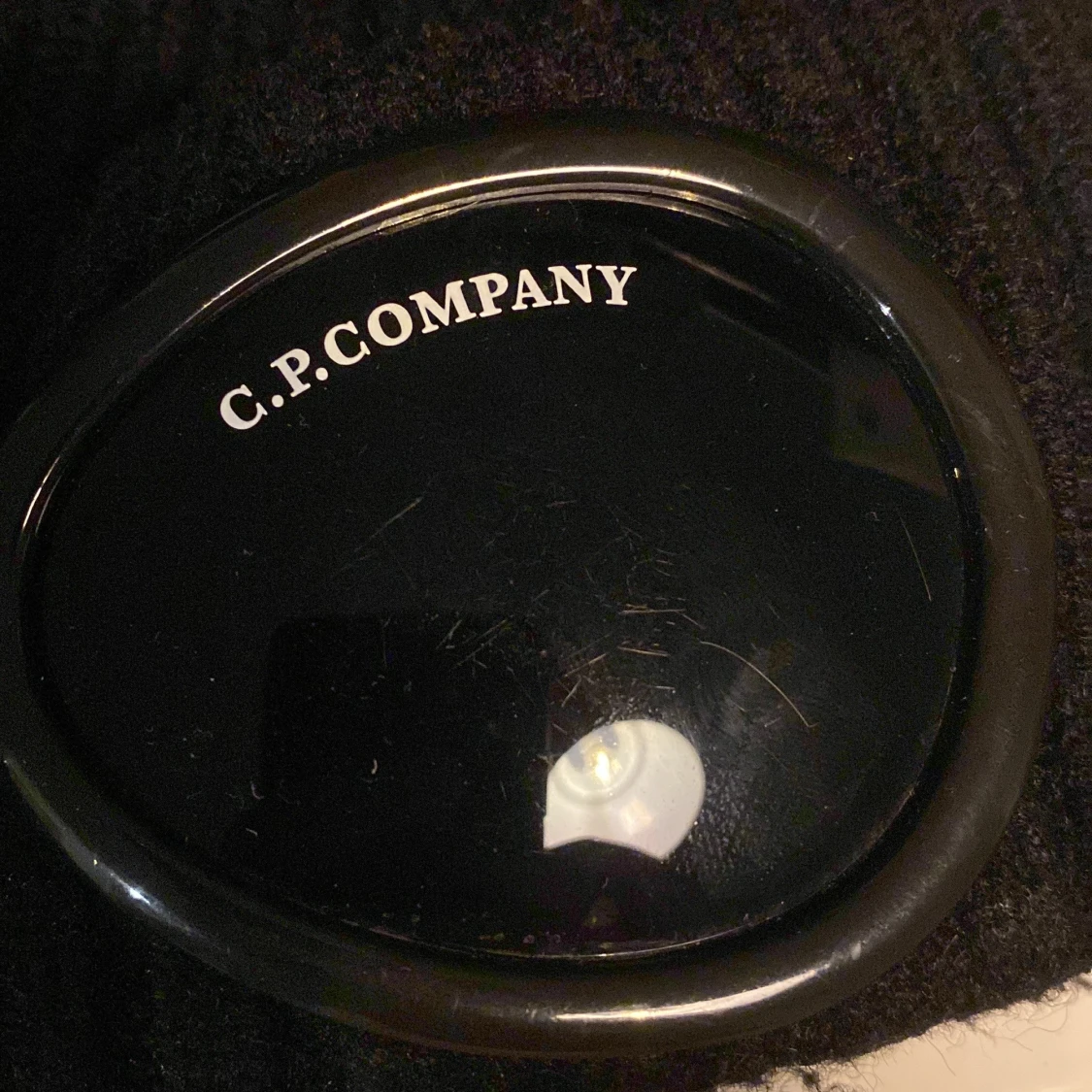 Svart mössa från C.P. Company - 1