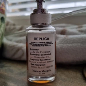 By The Fireplace - Säljer denna parfymen från Maison Margiela för att den inte används. supergod doft💗💗