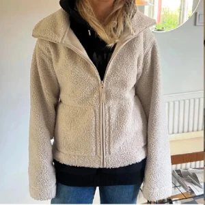 Teddy jacka hm - Strl xs💓