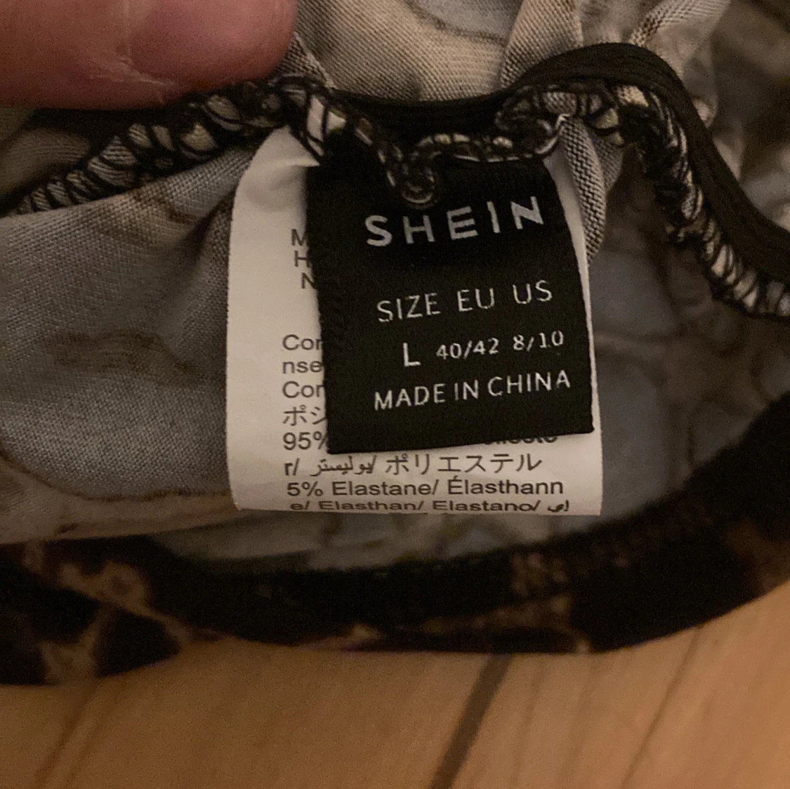 Leopardmönstrad t-shirt från SHEIN - 91